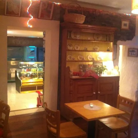 Διαμέρισμα 3 Camp Street *